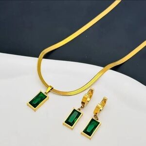 NEW 18K Gold Plated Stainless Steel Herringbone Necklace & Earrings